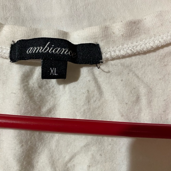 Shirt women’s - Picture 2 of 3